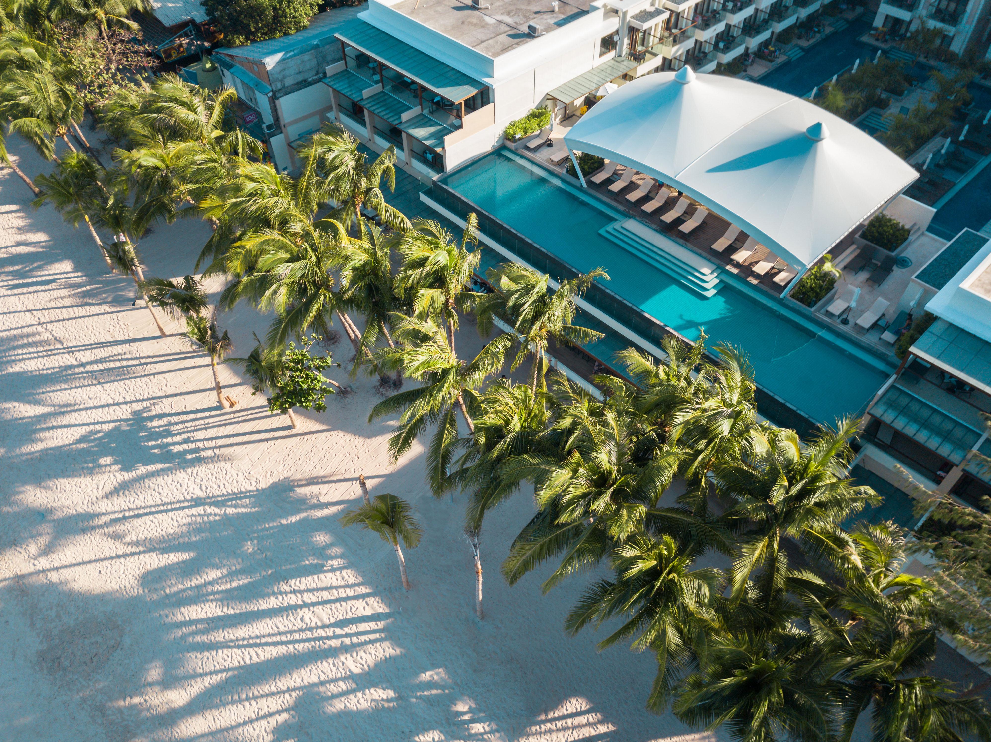 Henann Palm Beach Resort Balabag  Kültér fotó